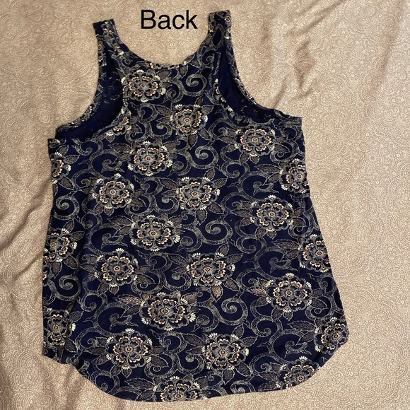 Ann Taylor LOFT Floral pattern tank top - Picture 2 of 3